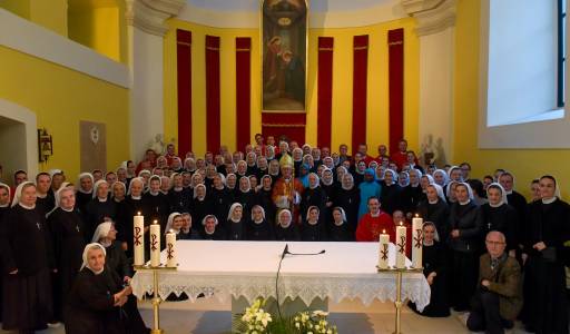 Svečanost otvaranja biskupijskog postupka beatifikacije ili proglašenja mučeništva Službenica Božjih s. Žarke Julijane Ivasić i šest sestara