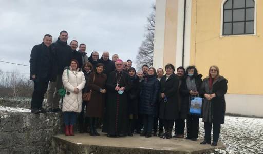 PETA SJEDNICA GOSPIĆKO-SENJSKE BISKUPIJE U PRIPREMI SINODE